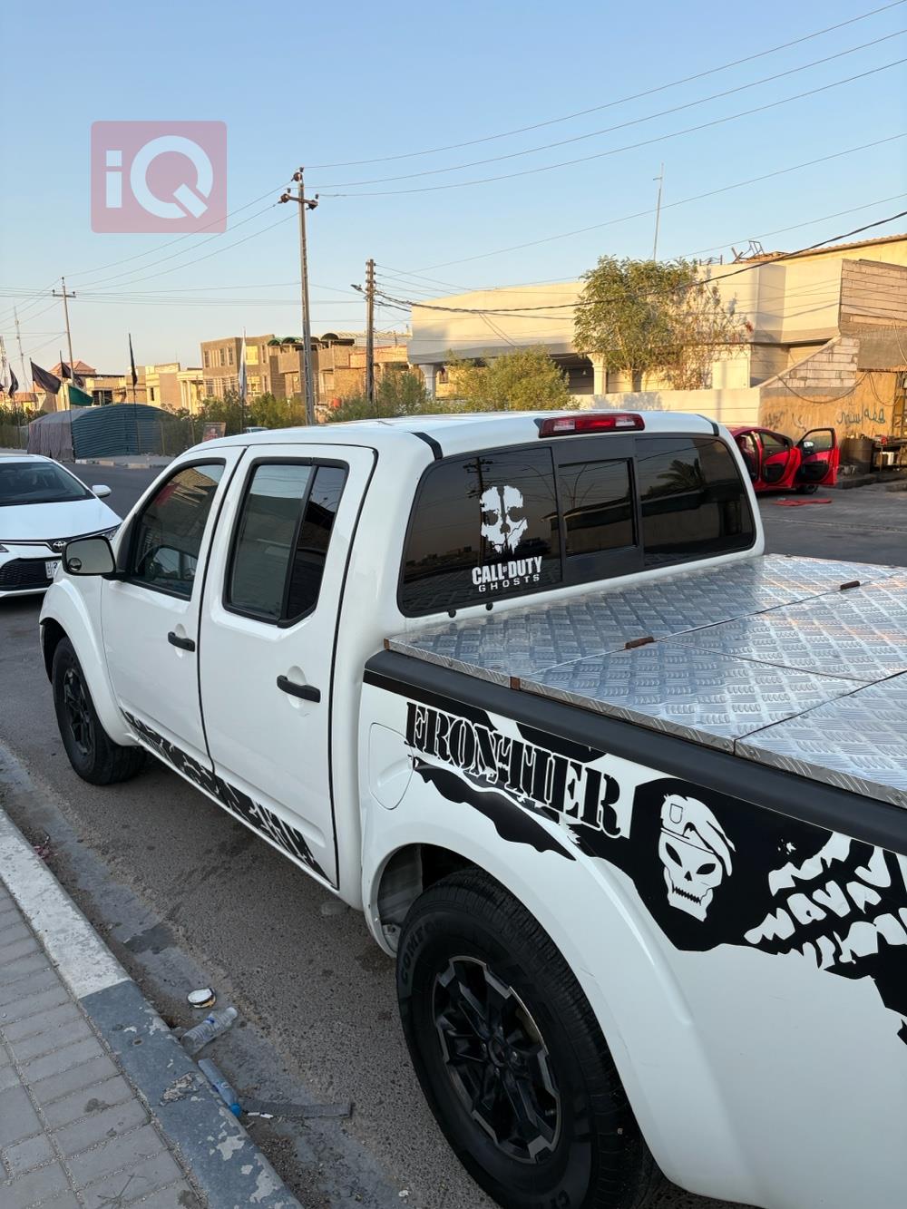 نيسان فرونتر